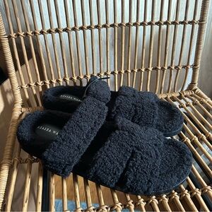 AZALEA WANG Vivek Faux Shearling Slide‎ Sandals Fuzzy Shoes NEW Size 11